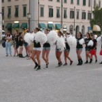 Le reagazze della Palestra Smile in Piazza della Repubblica